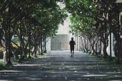 幕后揭秘首发：每日大赛今日赛场观众热评全流程直播解说